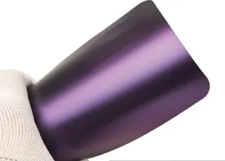 Muestra de película Matte Black Pinot Purple, código TPU-4033M